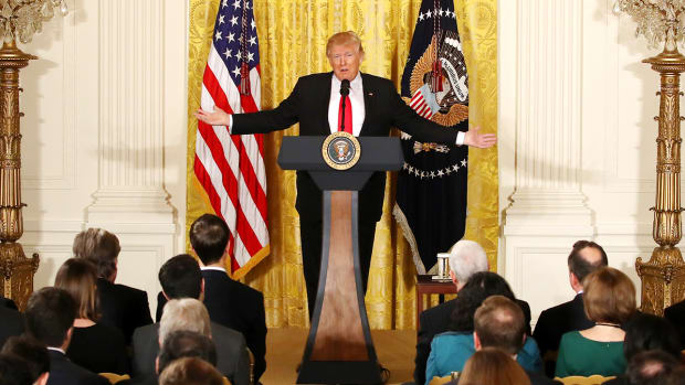 donald-trump-president-white-house-visit-final-four-championship.jpg